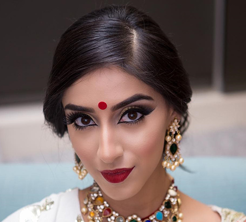 Top 19 Bindi Designs That You Try In 2023