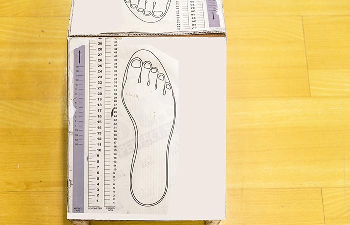 Measure your foot with our simple 4 step process