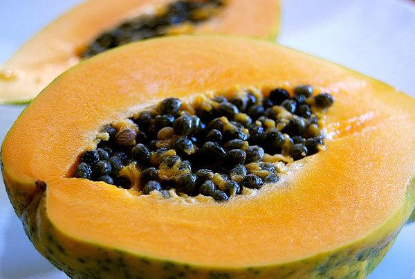 Papaya face pack for sensitive skin