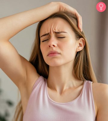 Women-Suffering-From-Underarm-Odor