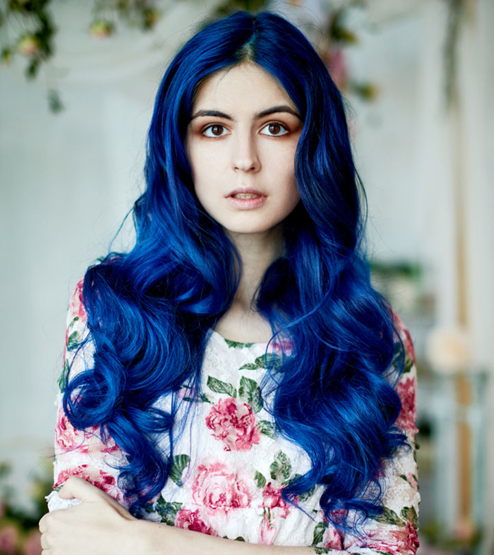 dark blue hair tips