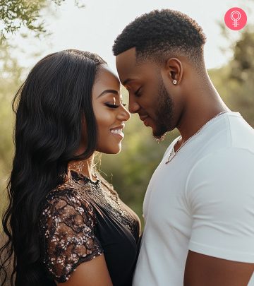 Couples are enjoying a sunny day