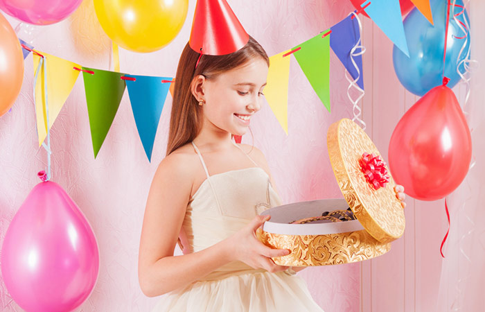 27 Best 50th Birthday Party Ideas Along With Themes & Decors