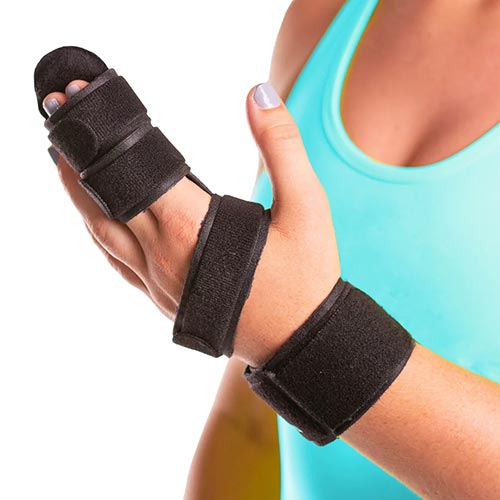 Braceability Hand & Two Finger Immobilizer | Buddy Splint Cast for Broken Joints, Trigger Finger Extension, Sprains and Contractures to Straighten